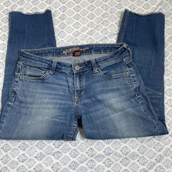 Women's Arizona Denim Capris Size 5 - Picture 1 of 8